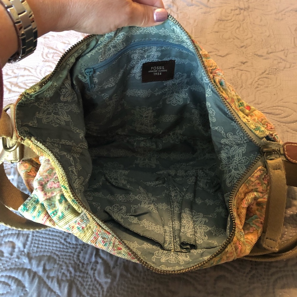 Fossil corduroy hobo/crossbody bag - Picture 8 of 8